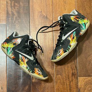 REDUCED PRICE - Vintage Nike LeBron 11 Everglades Black Size 9 616175-006 Rare